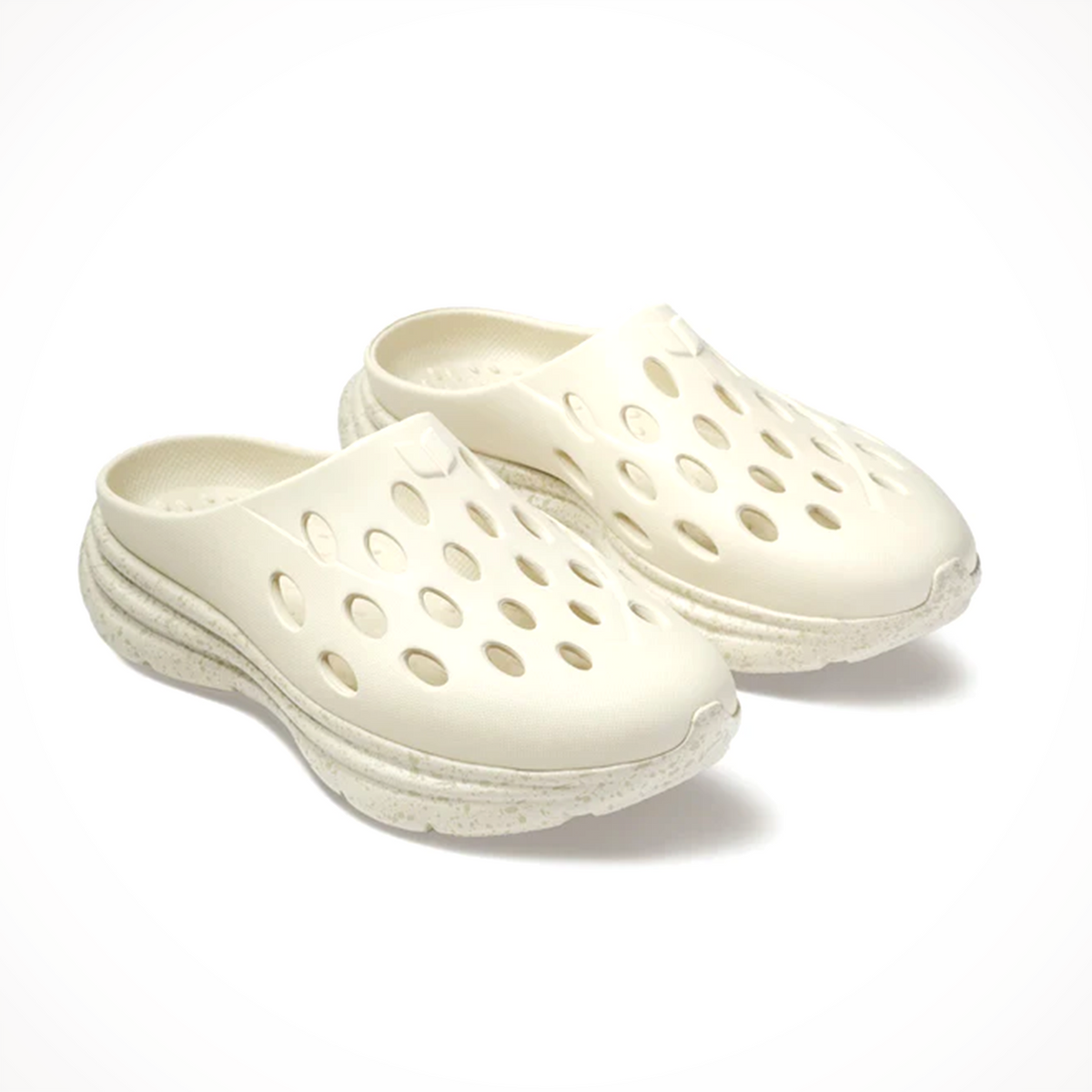 Product image: KANE Revive OB Bone 2026, shown as a pair.