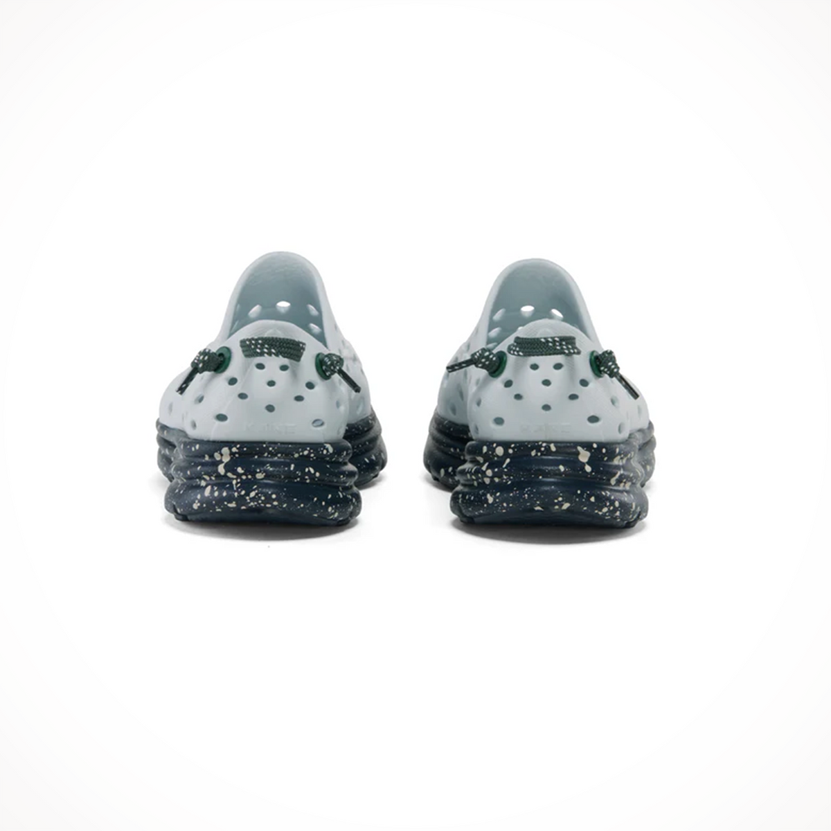 Product image: Kane Revive Kids Dusty Blue Navy Speckle 2026, shown from the back.