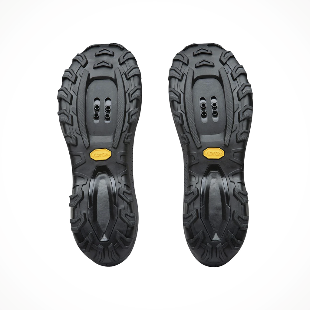 Product image: Pearl Izumi X ALP Summit MTB smoke G Rey Black mens 2026, showing the bottom view.