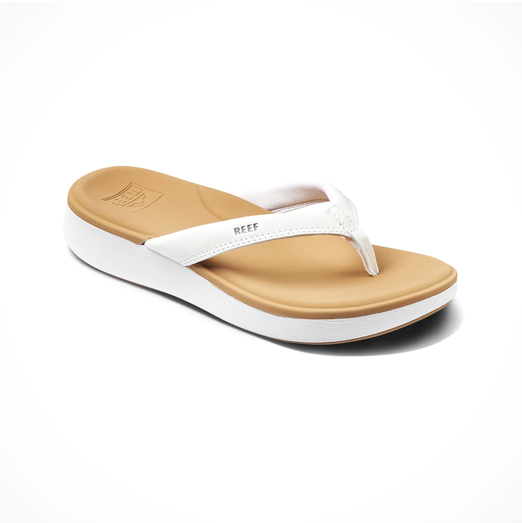 Product image: Footwear Reef Womens Cushion Cloud White, shown from a three-quarter angled view.