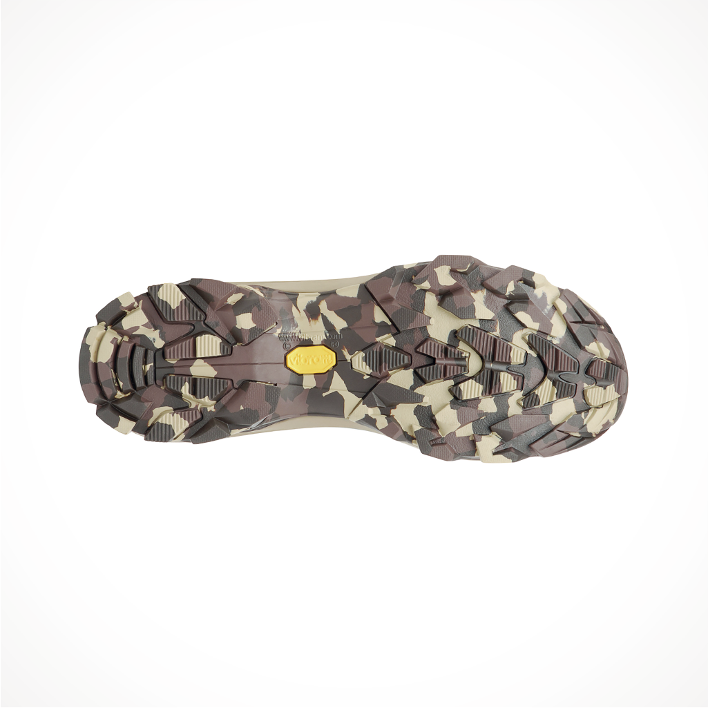 Product image: Footwear Zamberlan Mens Lynx Mid Camo, showing the outsole tread pattern.