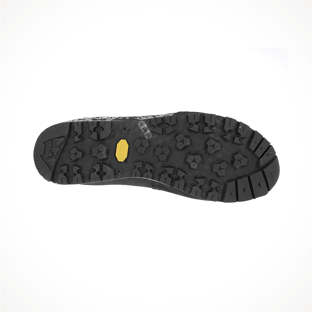 Product image: Footwear Zamberlan Mens Salathe GTX RR Dark Grey, showing the outsole tread pattern.