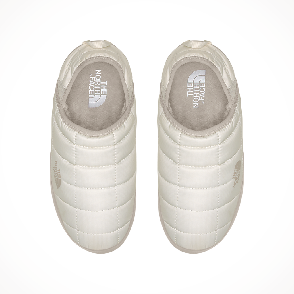 Product image: TNF Thermoball Traction Mule V Gardenia White Silver Grey Womens 2025, shown from above.